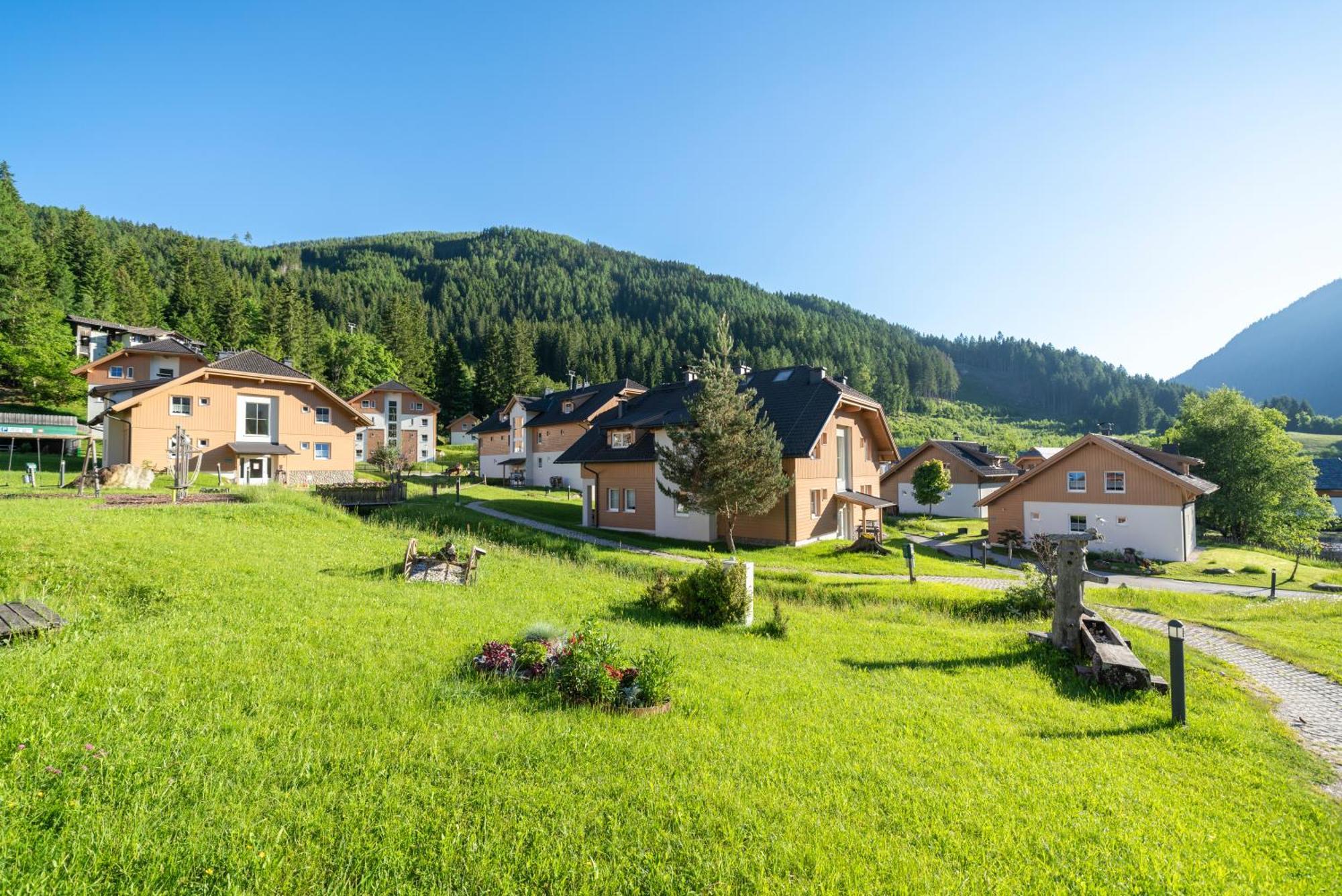 Готель Landal Бад-Кляйнкірхгайм Екстер'єр фото