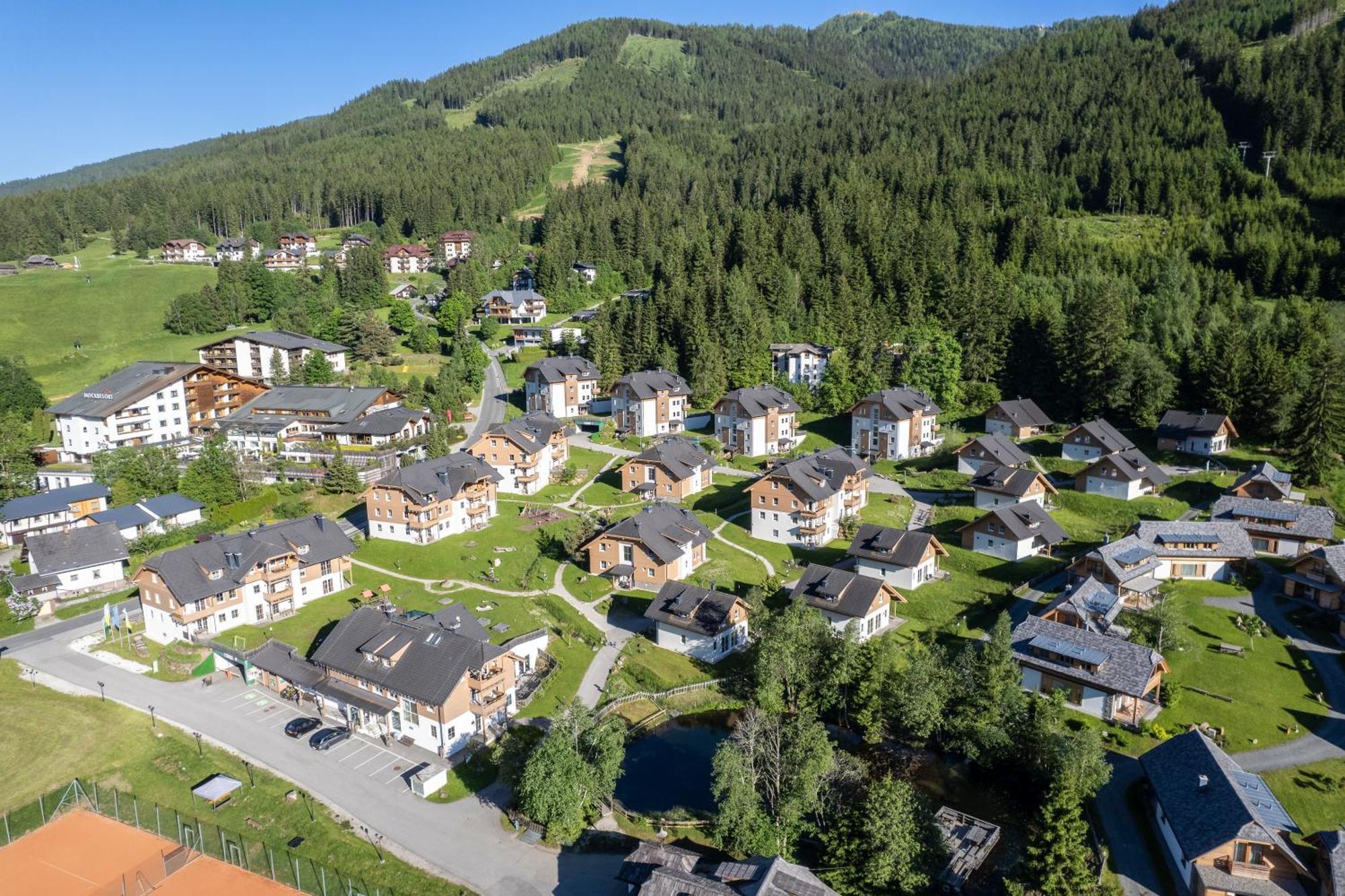 Готель Landal Бад-Кляйнкірхгайм Екстер'єр фото